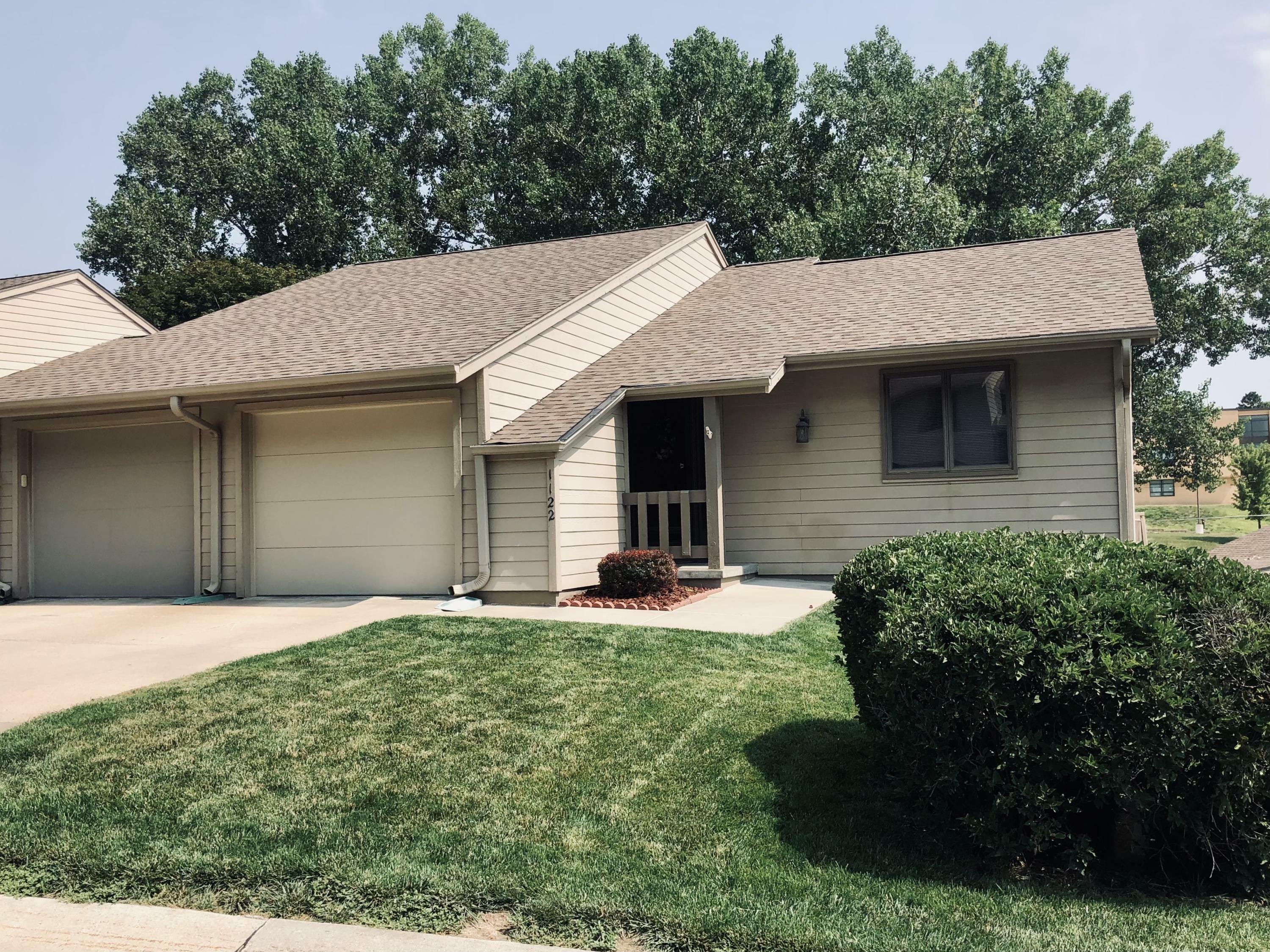 1122 Arbor Ridge Dr Drive  Council Bluffs IA 51503 photo