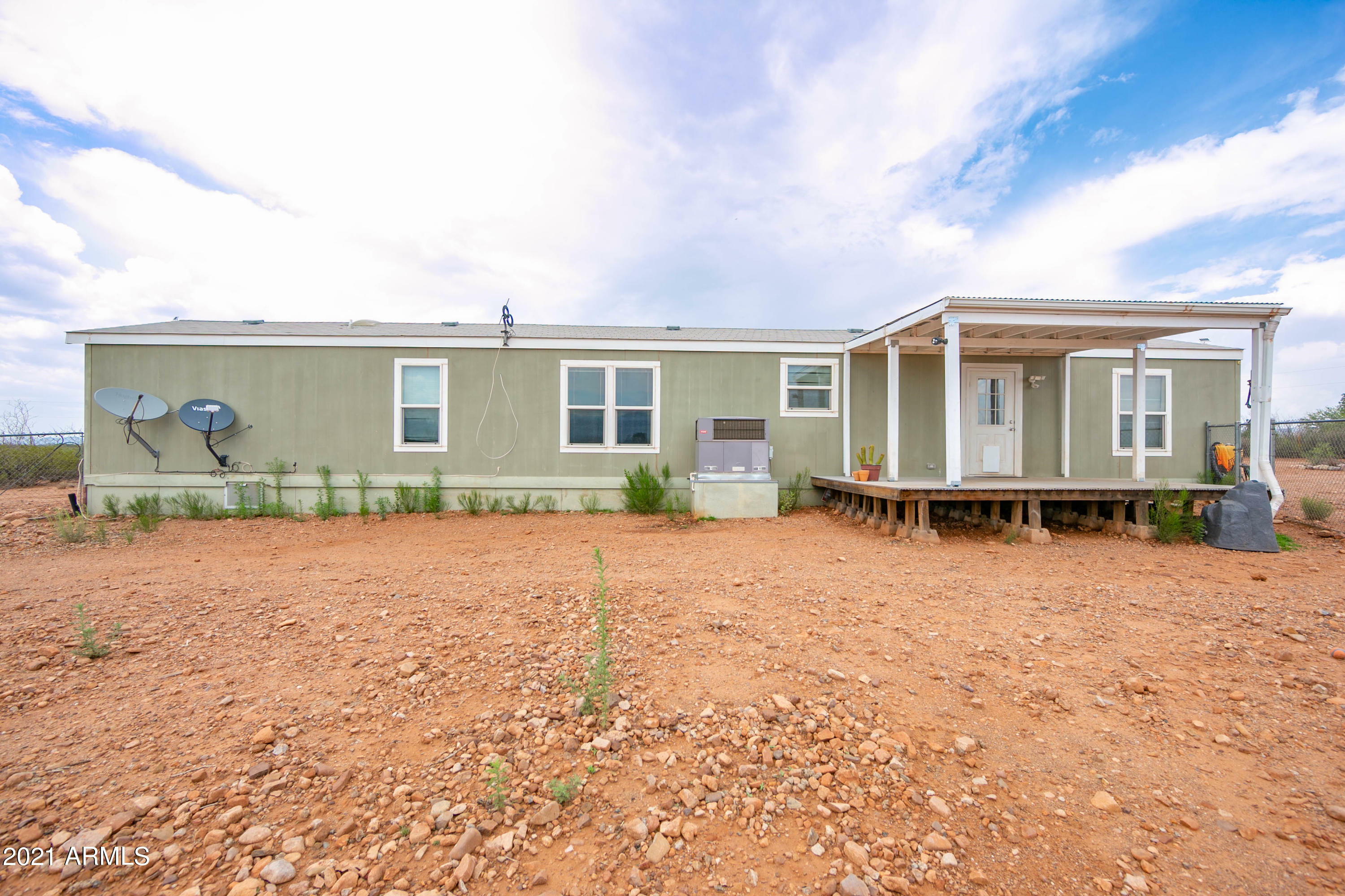 Property Photo:  1740 N Gunsmoke Avenue  AZ 85635 