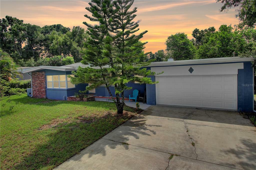 Property Photo: 3300 S Fern Creek Avenue FL 32806
