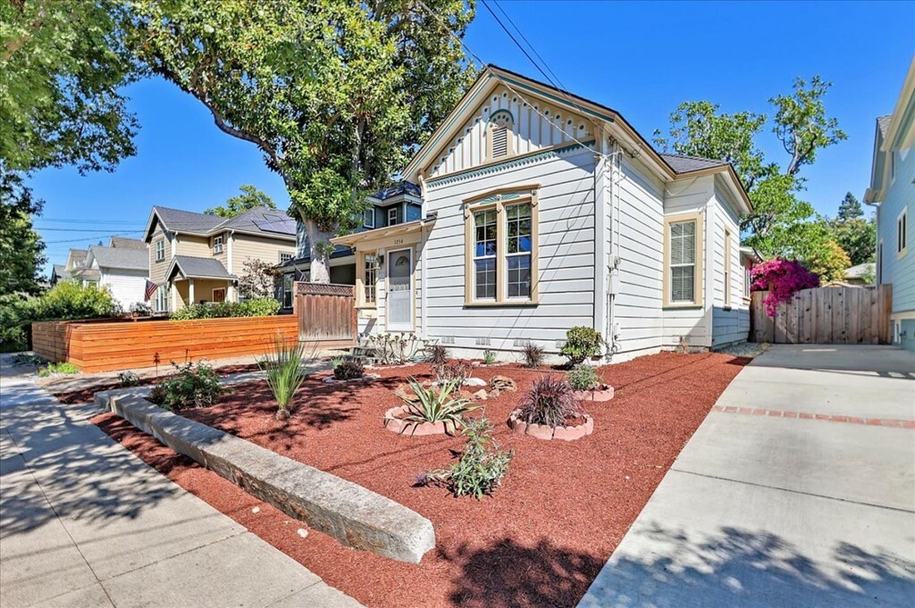 Property Photo:  1256 Magnolia Avenue  CA 95126 