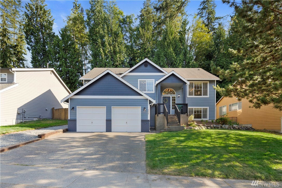 Property Photo:  6024 133rd Place SW  WA 98026 