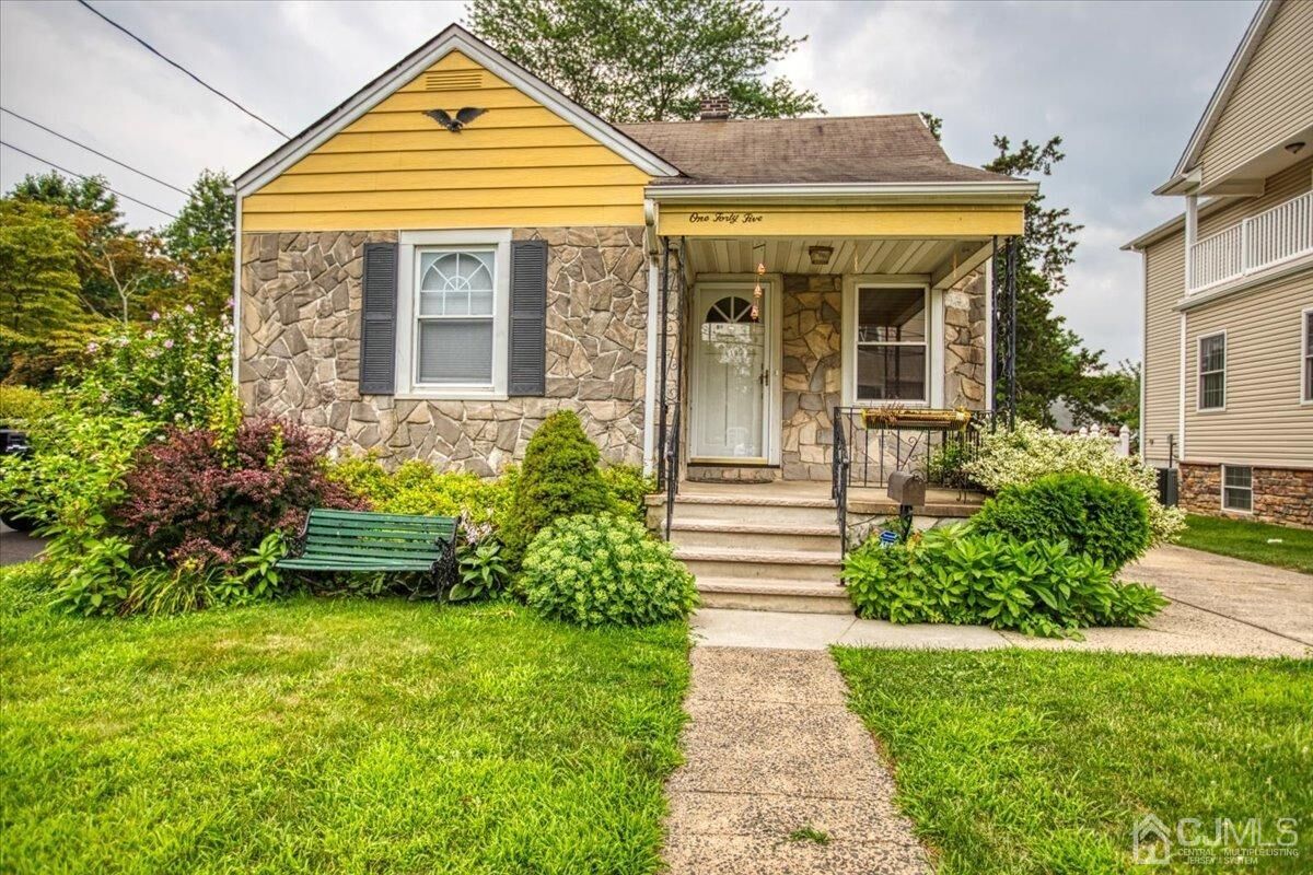 Property Photo: 145 Willow Street NJ 08816