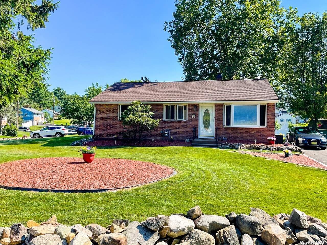 Property Photo: 2 Cross Street NY 10980