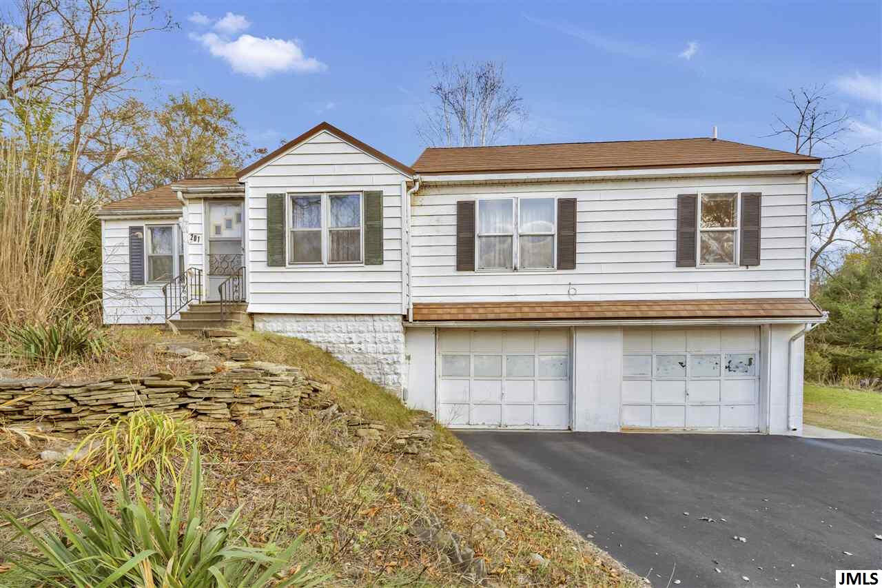 Property Photo:  201 Ballard Rd  MI 49201 