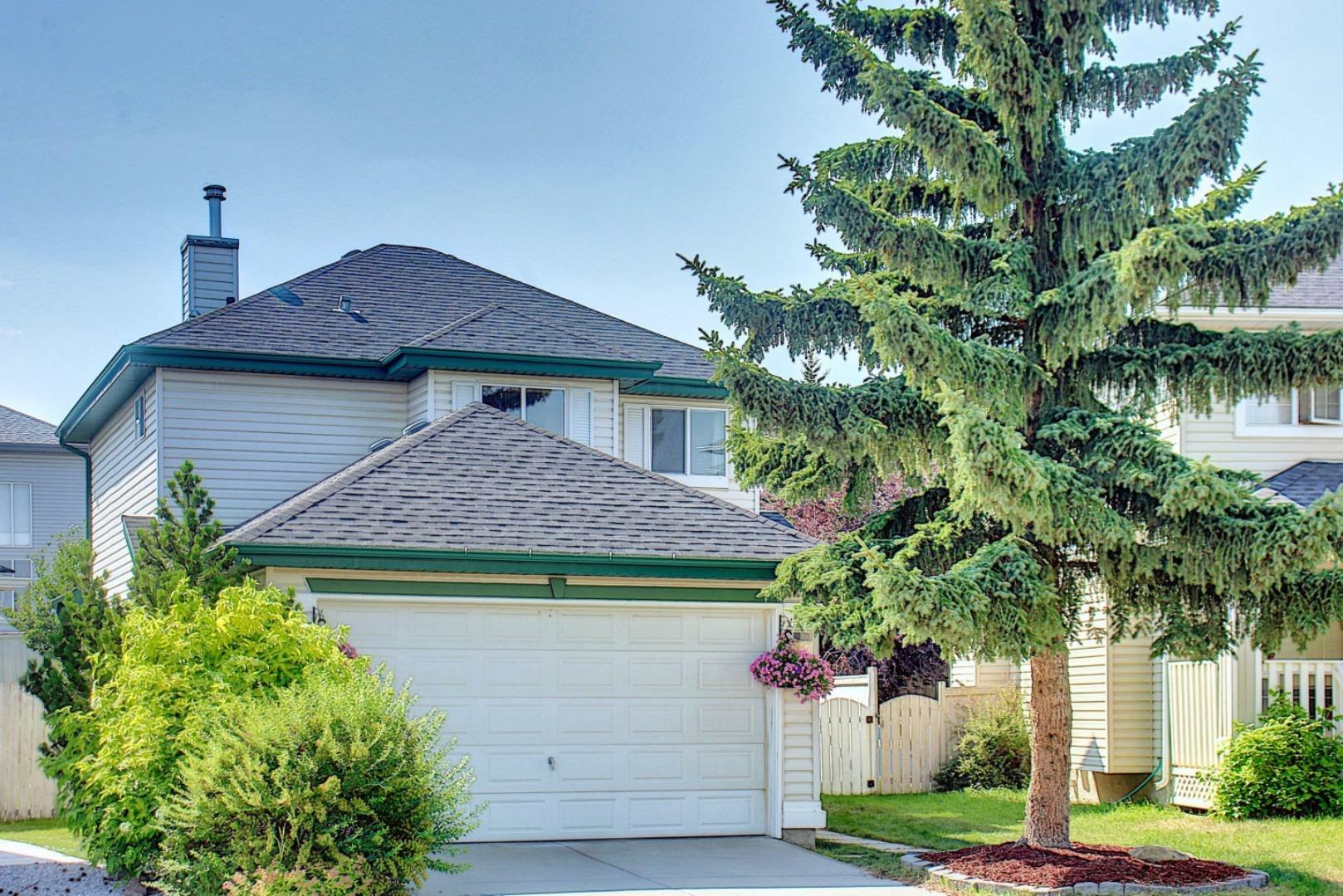 Property Photo: 56 Citadel Peak Mews NW AB T3G 4H6