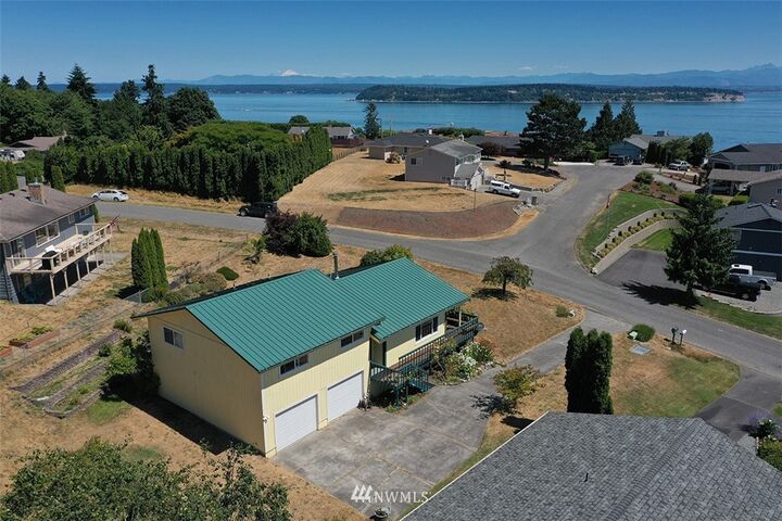 Property Photo:  4652 Elsica Drive  WA 98236 