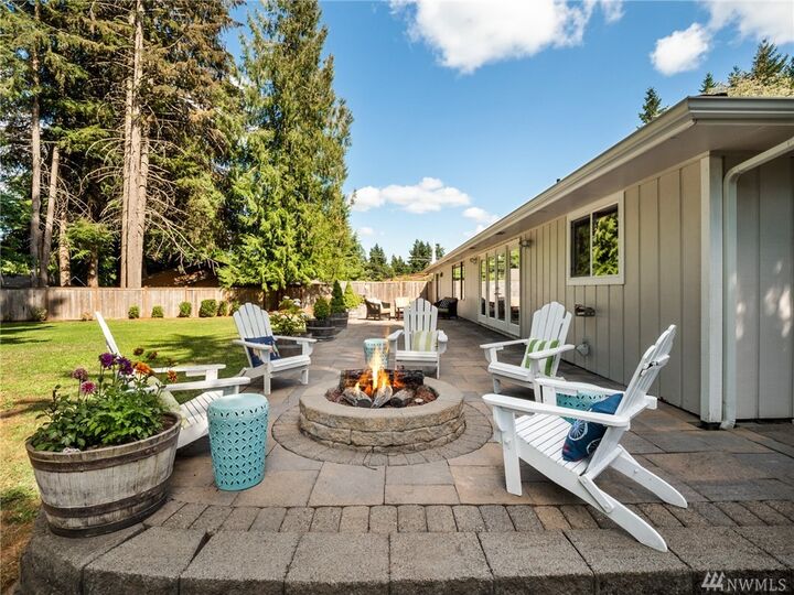 Property Photo:  1614 Ross Cir SE  WA 98501 