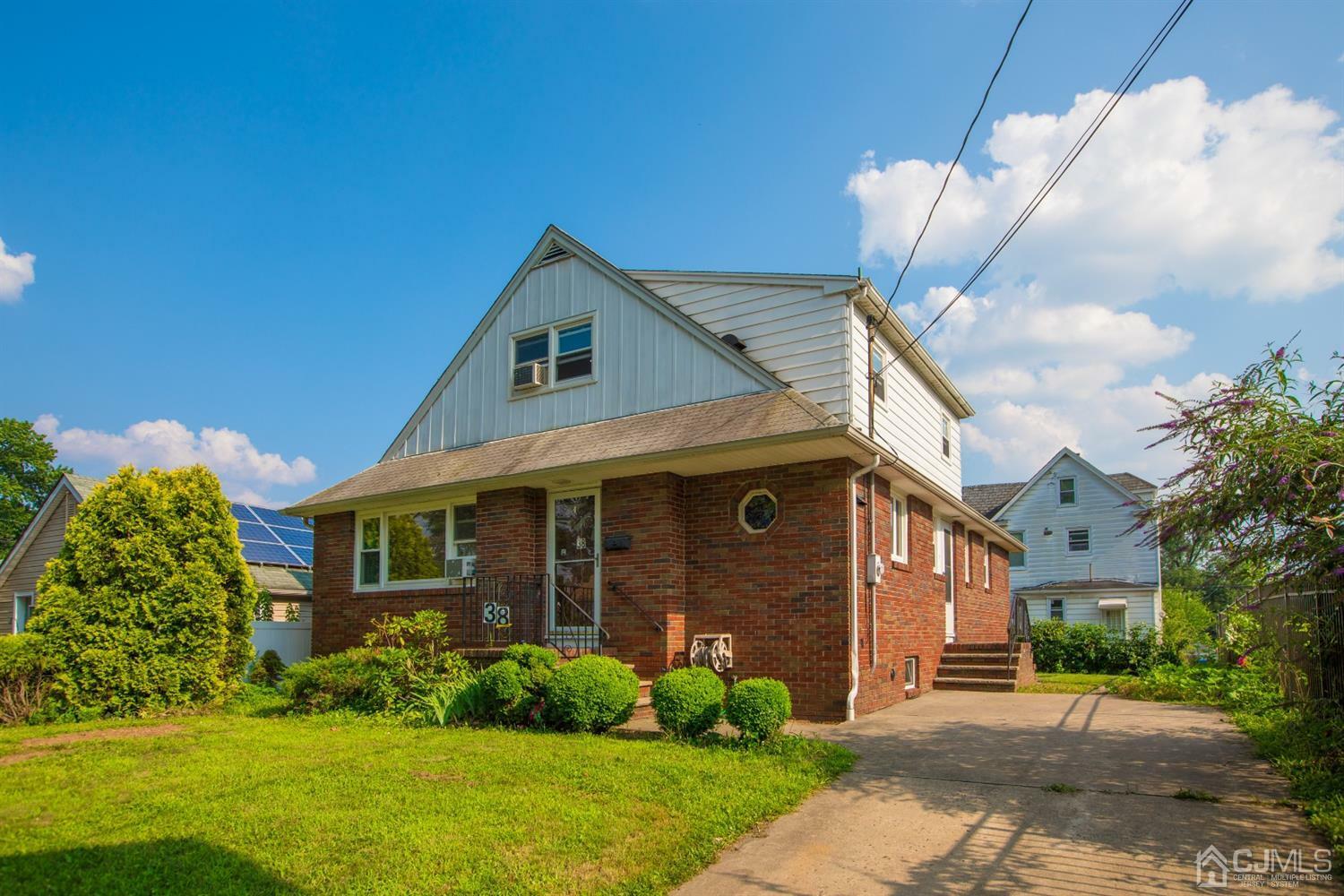 Property Photo:  38 Hall Street  NJ 08862 