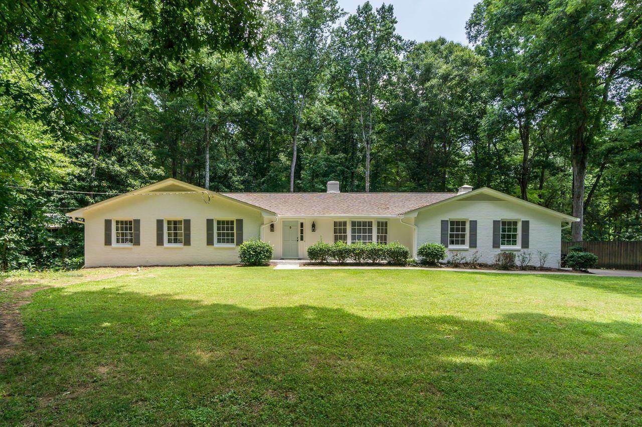 Property Photo: 113 Sedalia Court GA 30009