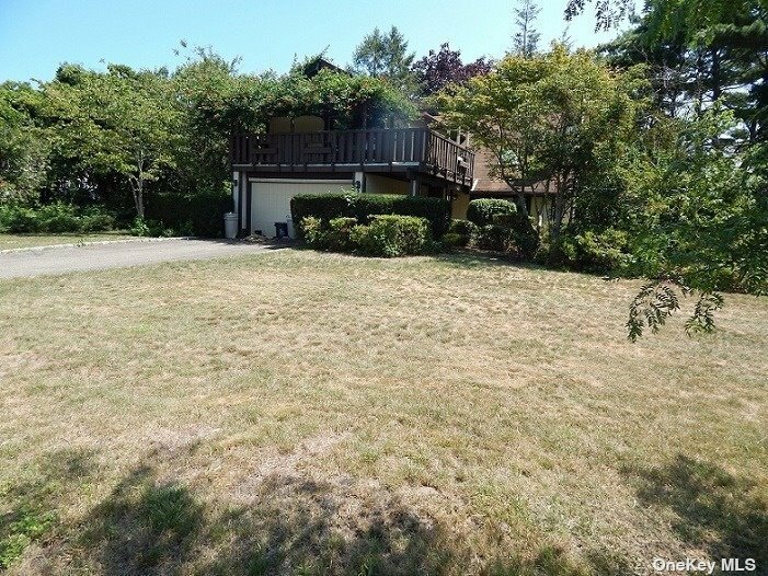 Property Photo:  5 Gabon Lane  NY 11727 