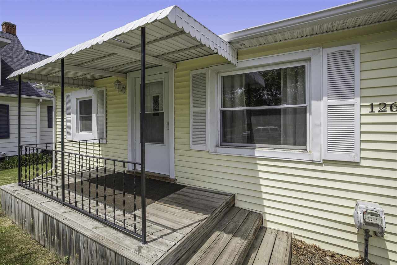 Property Photo: 126 W Monroe MI