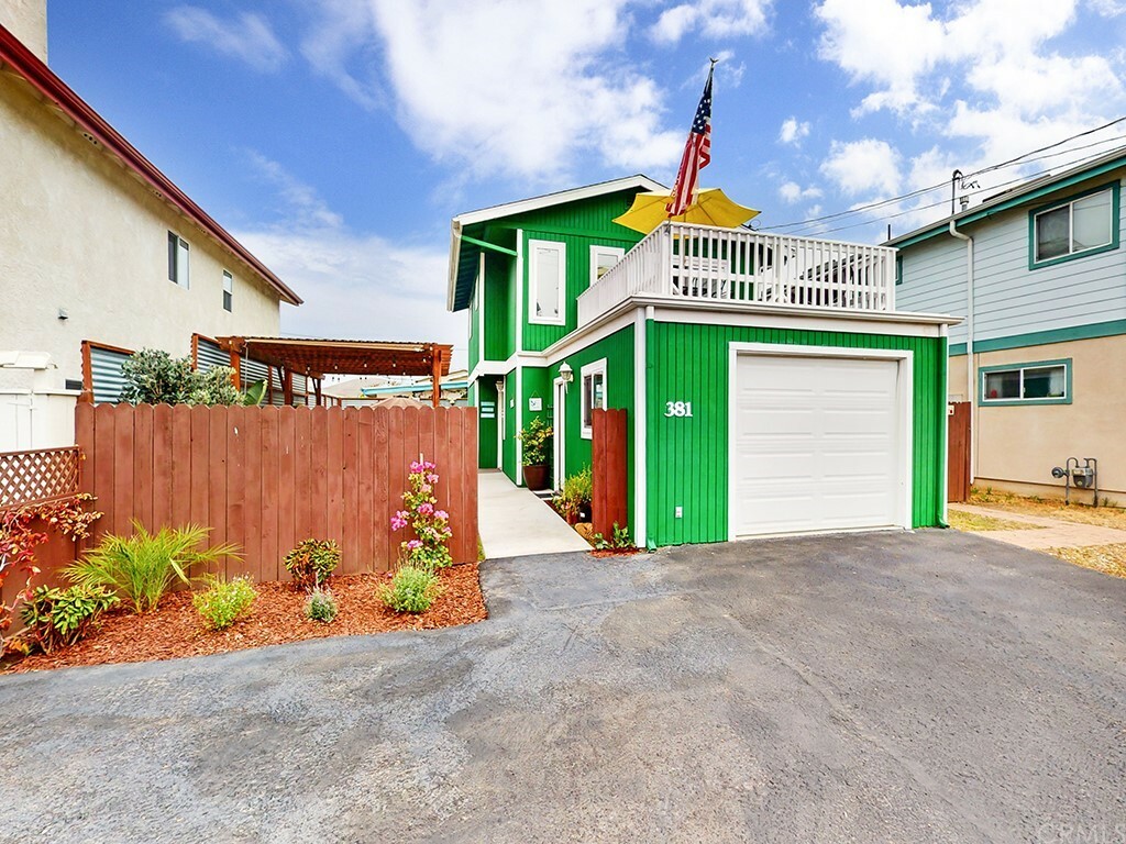 Property Photo:  381 Island Street  CA 93442 