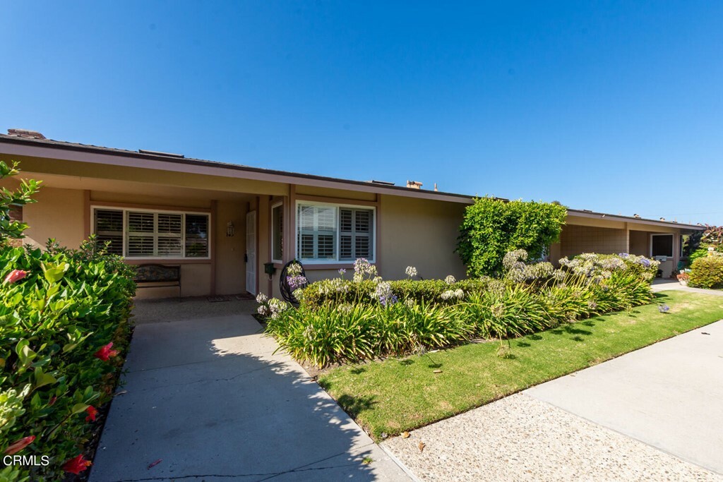 Property Photo:  145 E Alta Green  CA 93041 