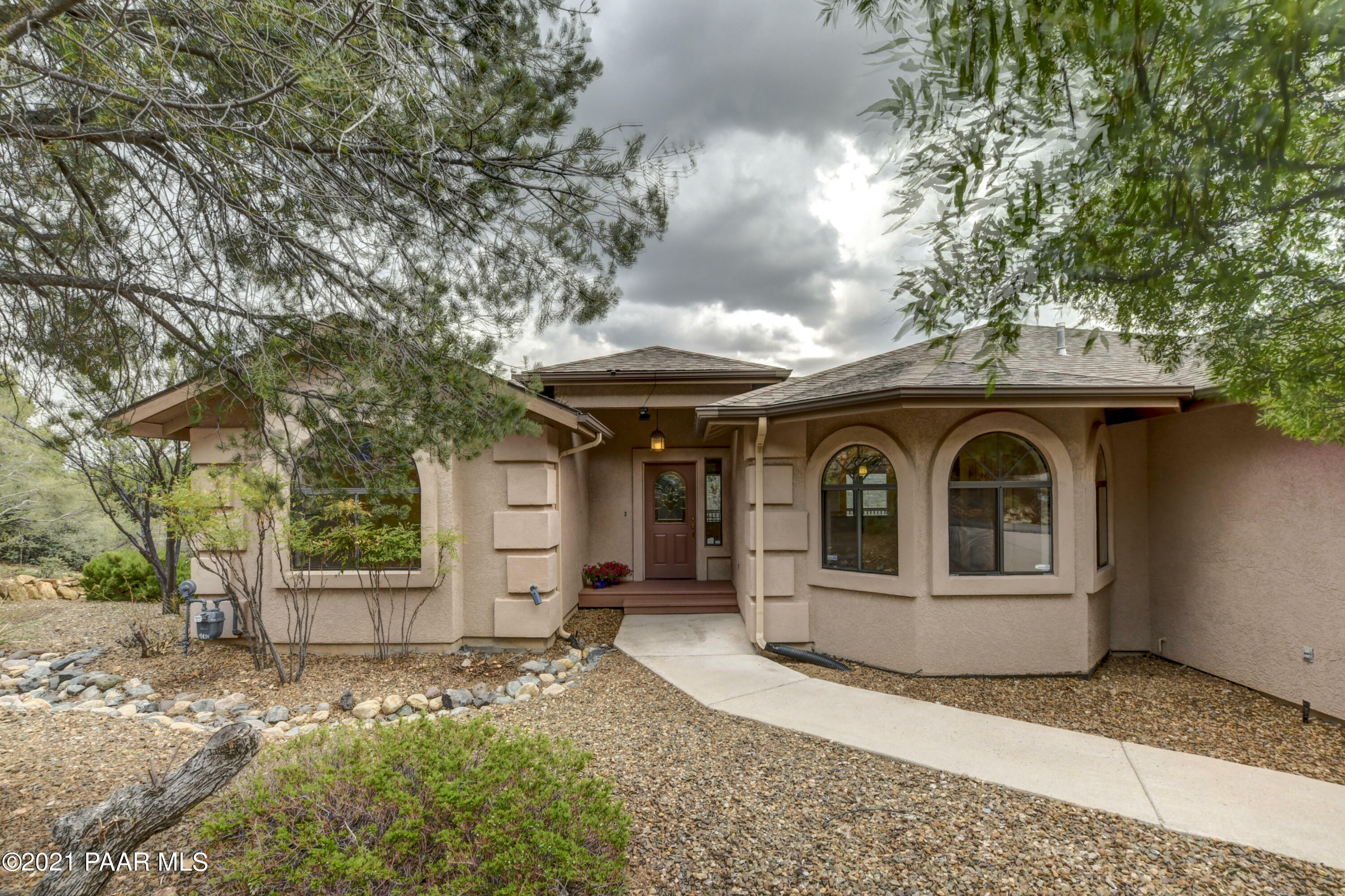 Property Photo:  4835 Comanche Trail  AZ 86301 