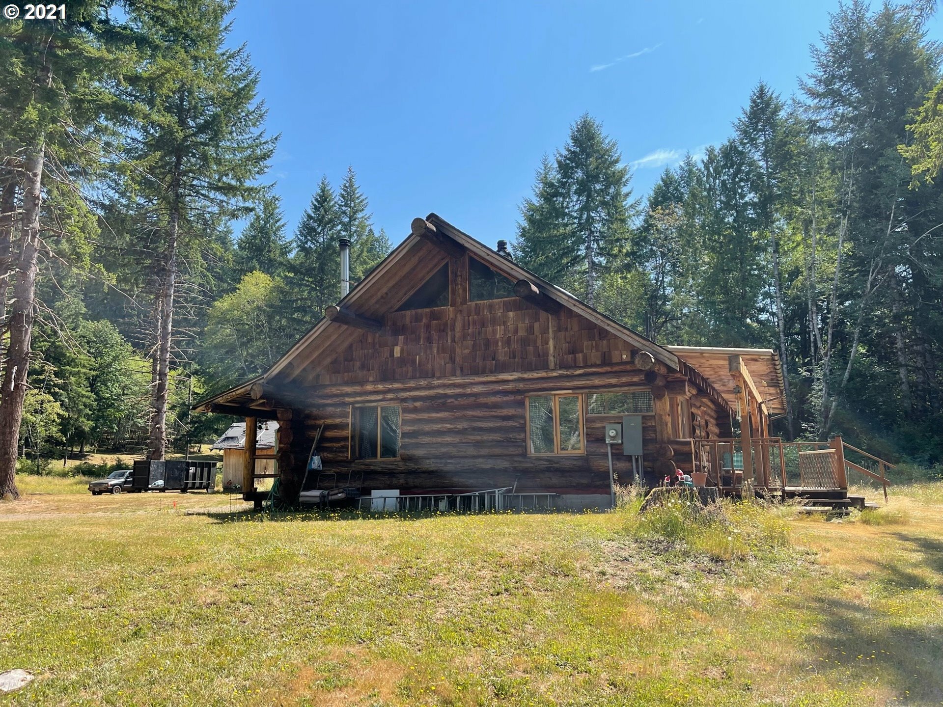 Property Photo:  90600 Indian Creek Rd  OR 97480 