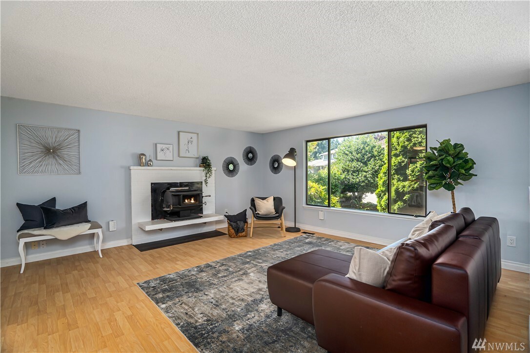 Property Photo: 31524 36th Ave SW WA 98023