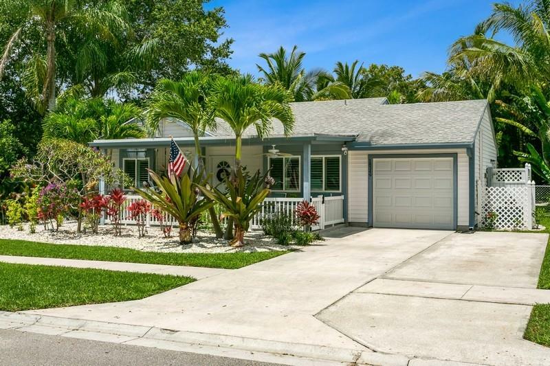 Property Photo:  18349 Jupiter Landings Drive  FL 33458 