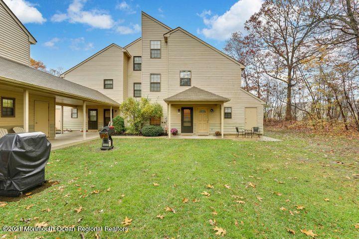 Property Photo: 604 Sequoia Court NJ 08527