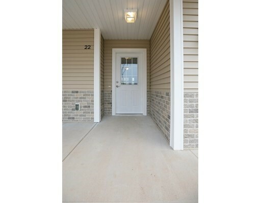 Property Photo: 41 Lodge Ln 41 MA 01095