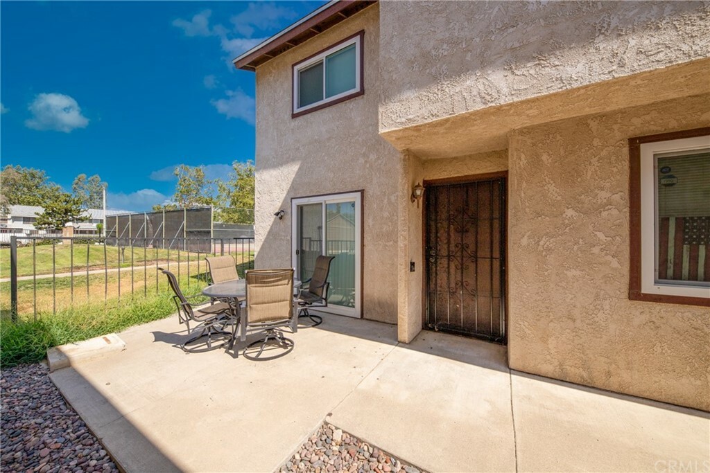 Property Photo:  4842 Village Green Way  CA 92407 