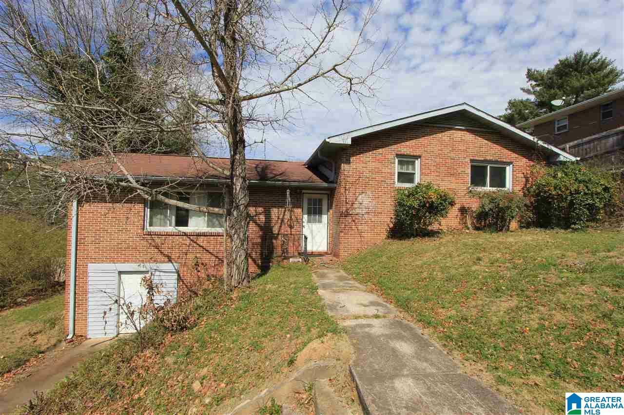 Property Photo:  2025 Lynn Road  AL 36207 