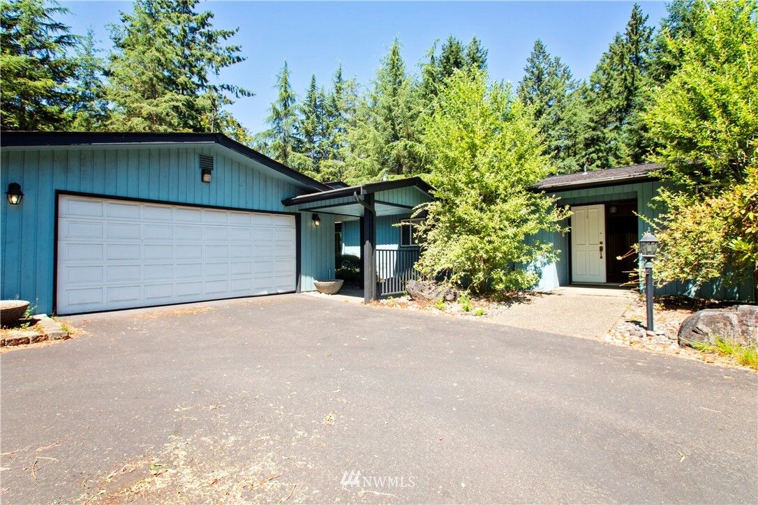 Property Photo:  3804 15th Court NE  WA 98506 