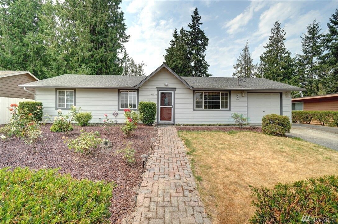 Property Photo: 33853 42nd Ave S WA 98001