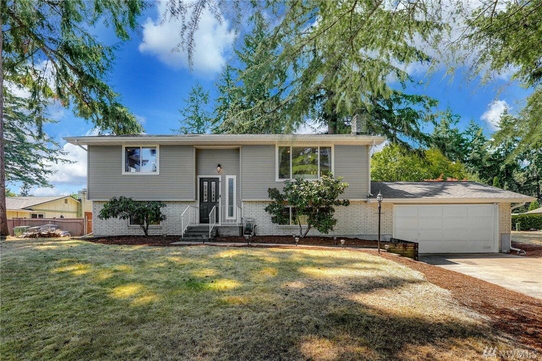 Property Photo:  5614 Academy Terrace Dr W  WA 98467 