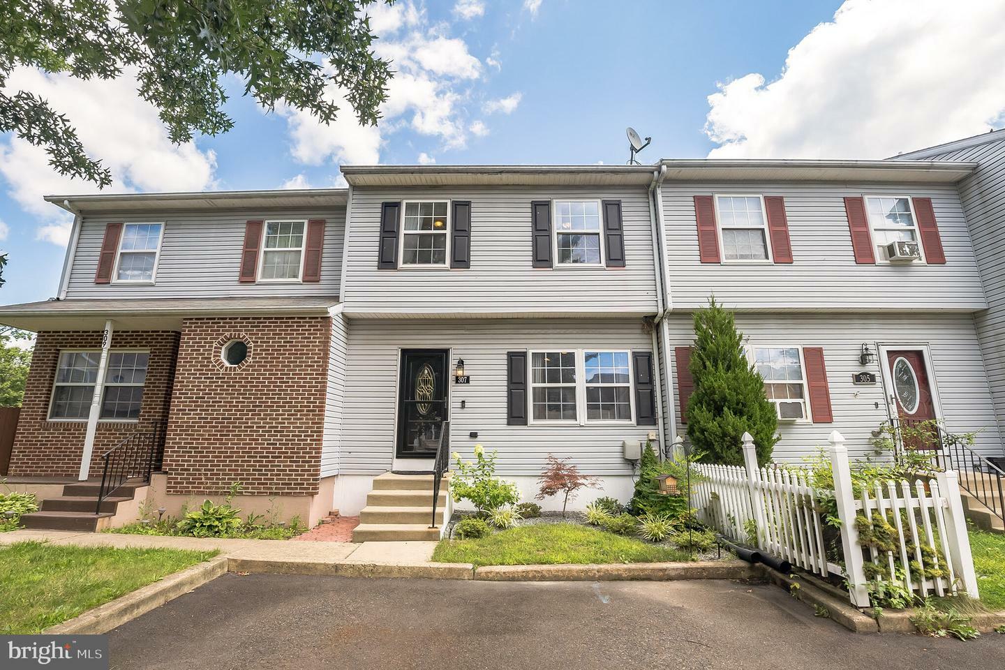 Property Photo:  307 Melvin Ave N  PA 19067 