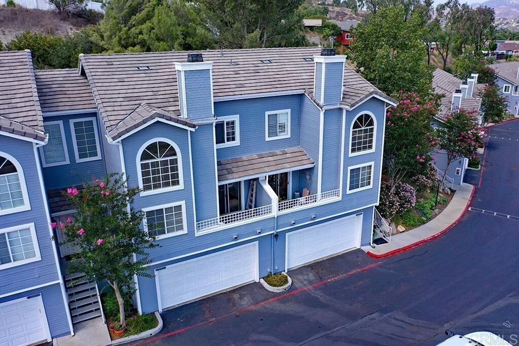 Property Photo:  12842 Carriage Heights Way  CA 92064 