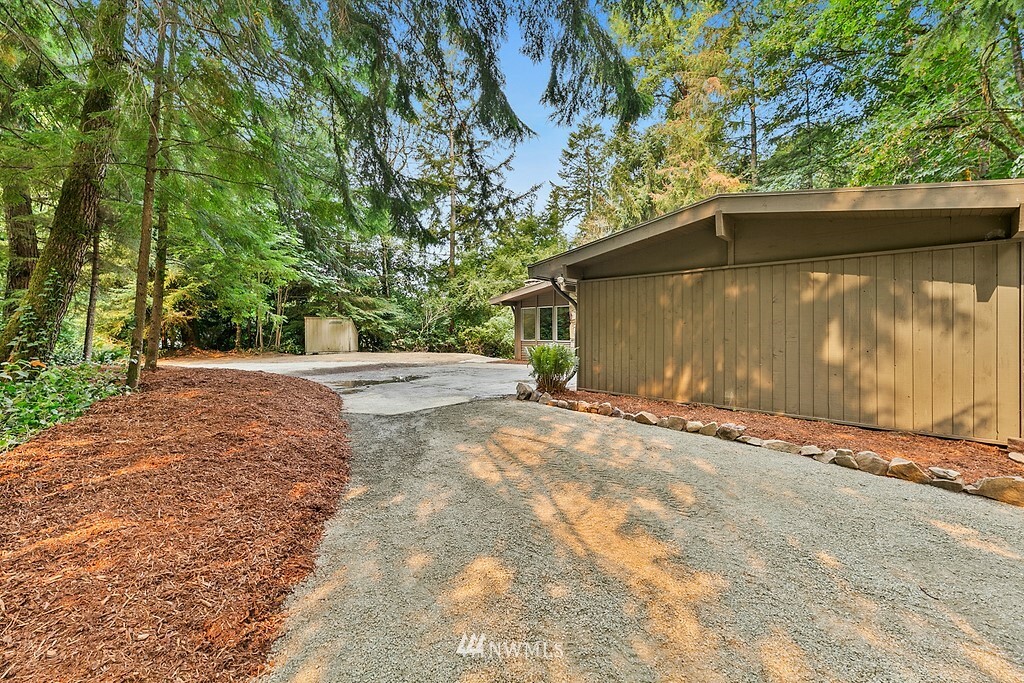 Property Photo:  28212 SE 204th Street  WA 98038 