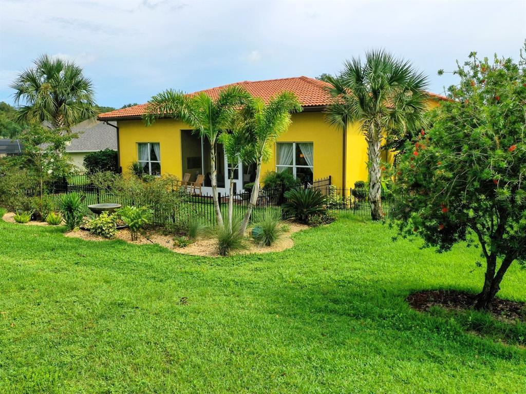 Property Photo: 38948 Harborwoods Place FL 32159