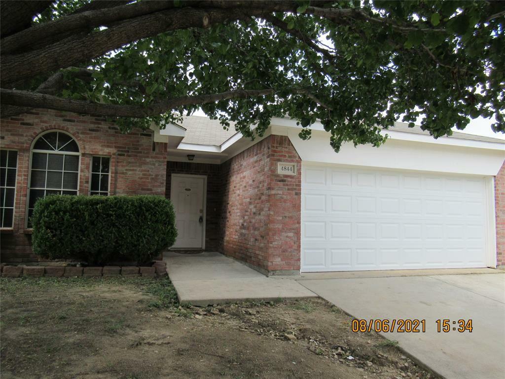 Property Photo:  4844 Fishhook Court  TX 76179 