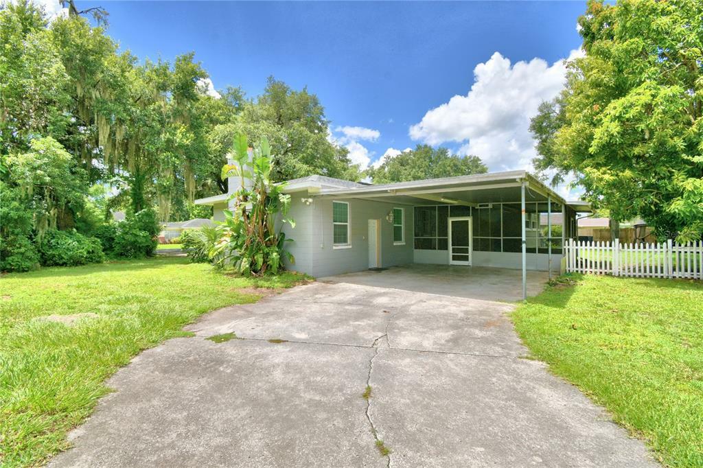 Property Photo:  1198 De La Palma Avenue  FL 33830 