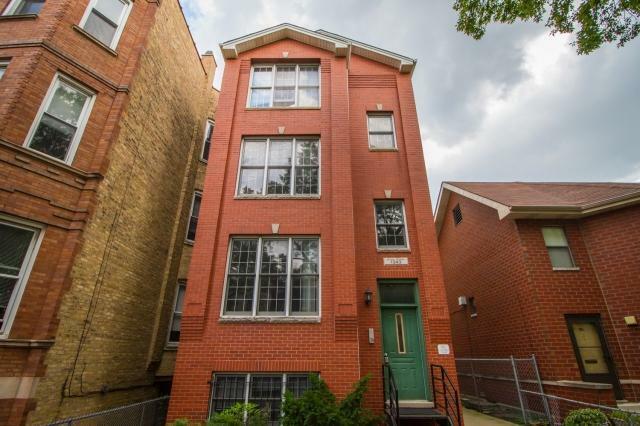 Property Photo:  1343 N Leavitt Street 2  IL 60622 