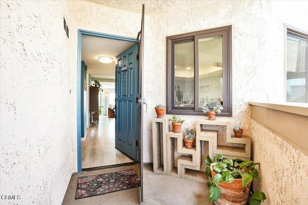 Property Photo:  616 Island View Circle  CA 93041 