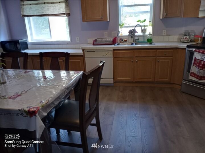 Property Photo: 901 N Grape Drive 35 WA 98837