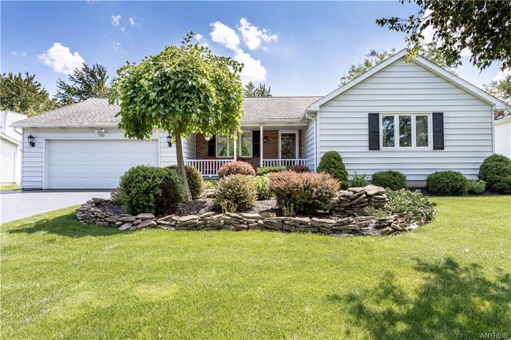 Property Photo: 7126 Old English Road NY 14094