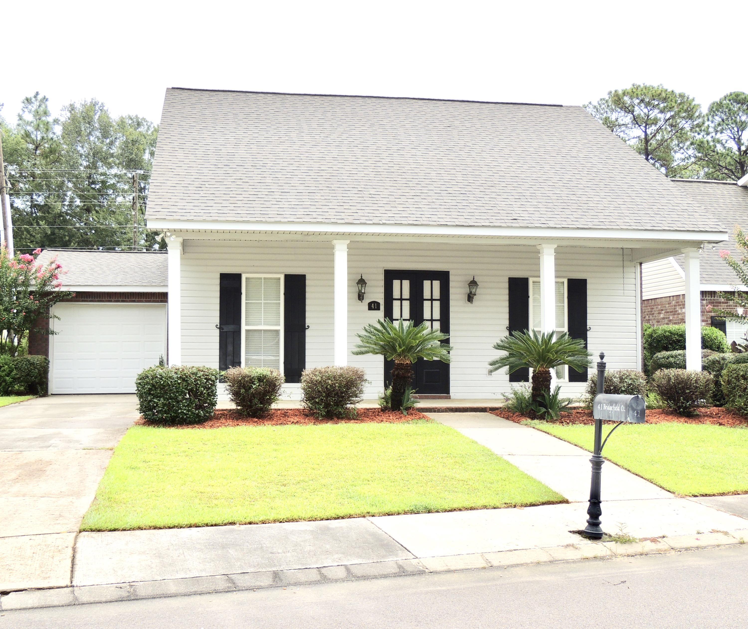 Property Photo: 41 Bridgefield Ct. MS 39402