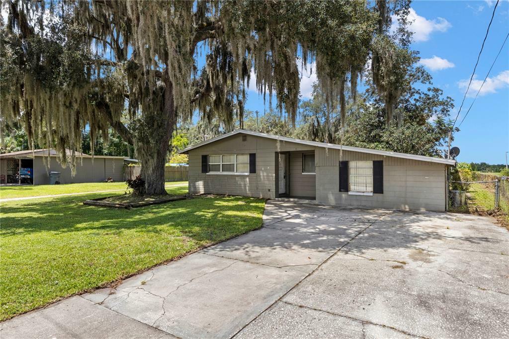 Property Photo:  218 Dennis Ave  FL 33880 