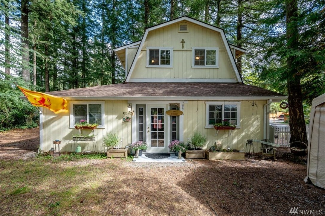 Property Photo:  8592 Golden Valley Dr  WA 98266 