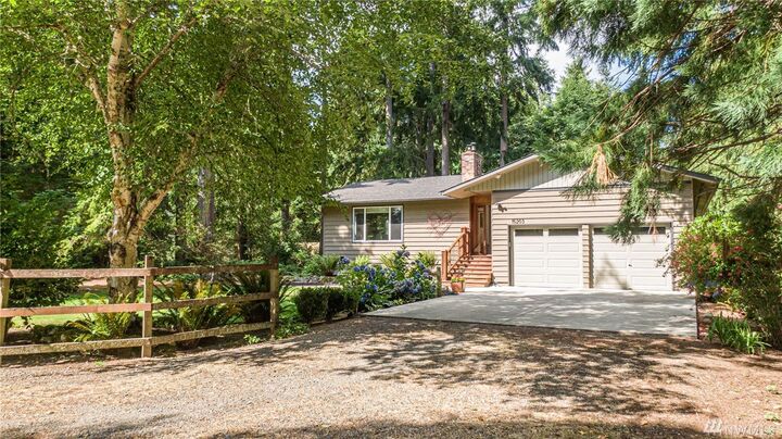 15203 Vermontville Rd SW  Vashon WA 98070 photo