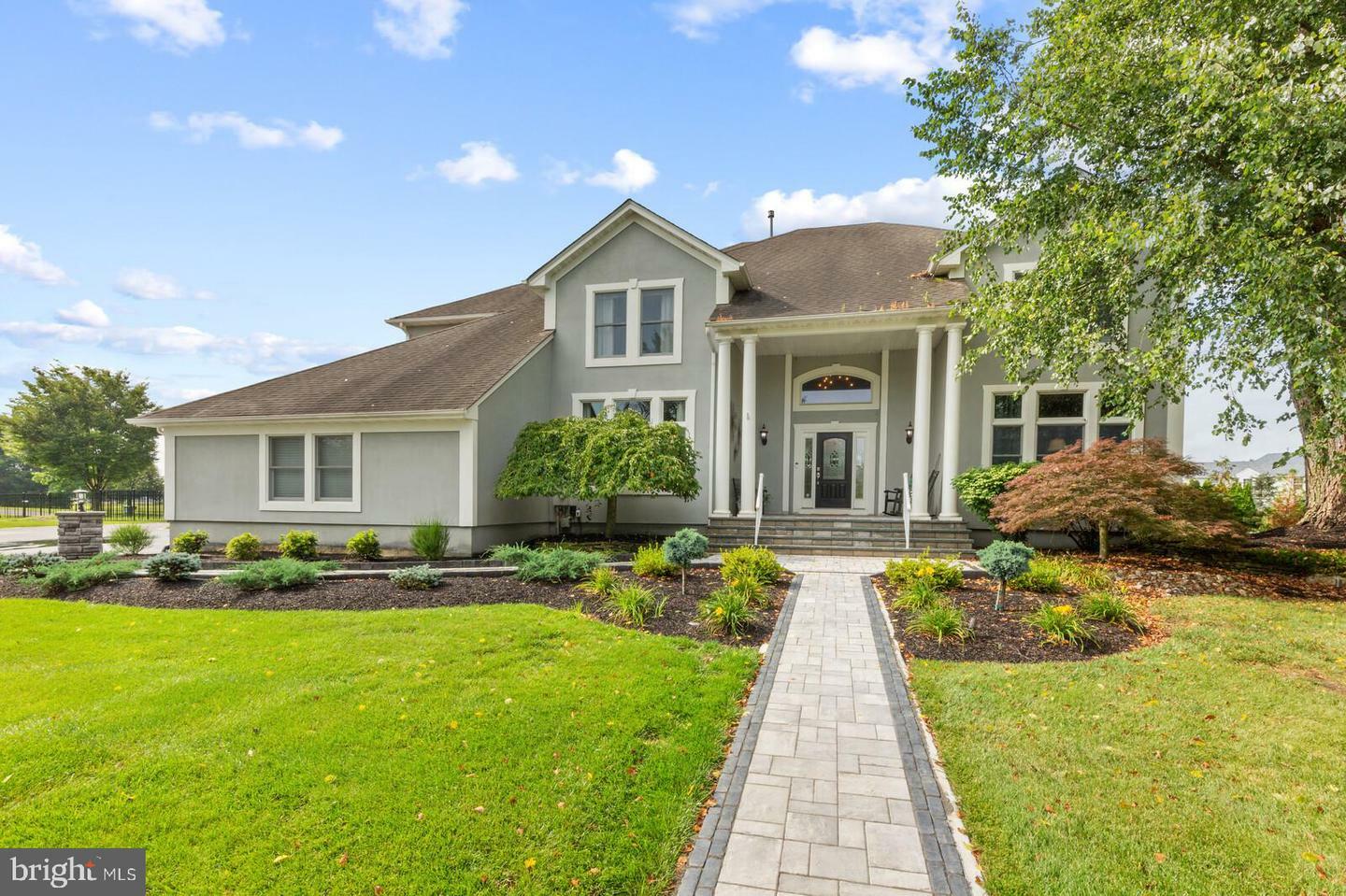 Property Photo:  33 Clearwater Drive  NJ 08501 