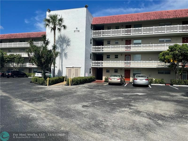 Property Photo:  3776 Inverrary Blvd 305 R  FL 33319 