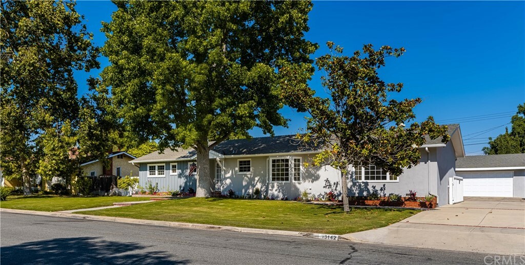 Property Photo:  13142 Olympia Way  CA 92705 