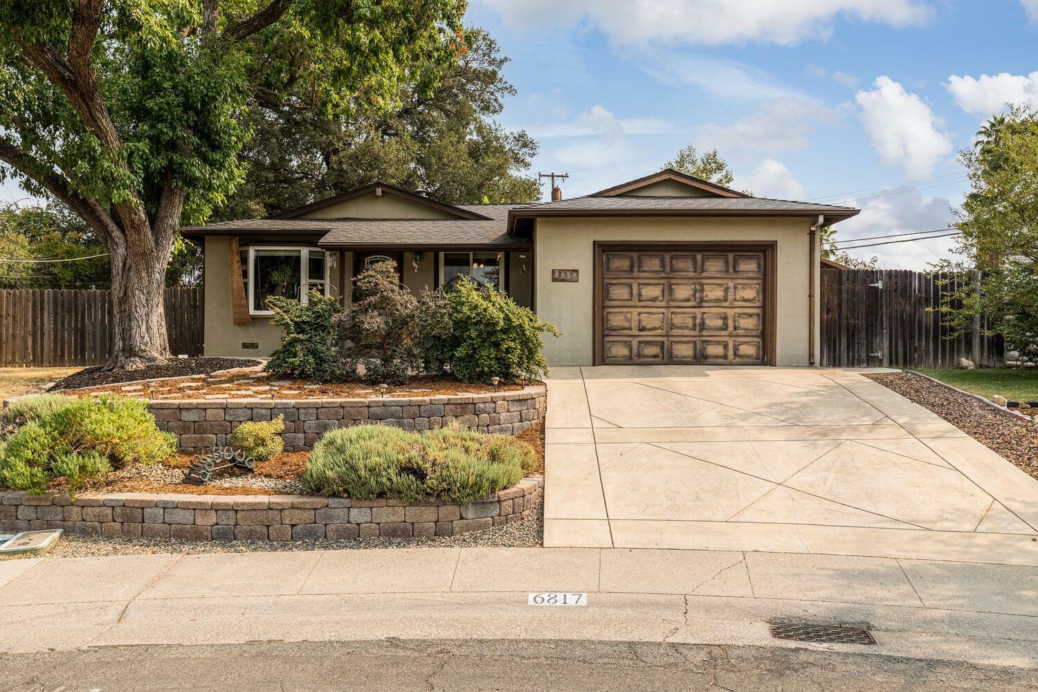 Property Photo:  6817 Anchor Circle  CA 95628 