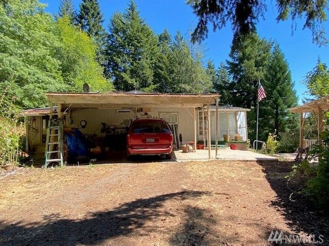 Property Photo: 2137 Salzer Valley Rd WA 98531