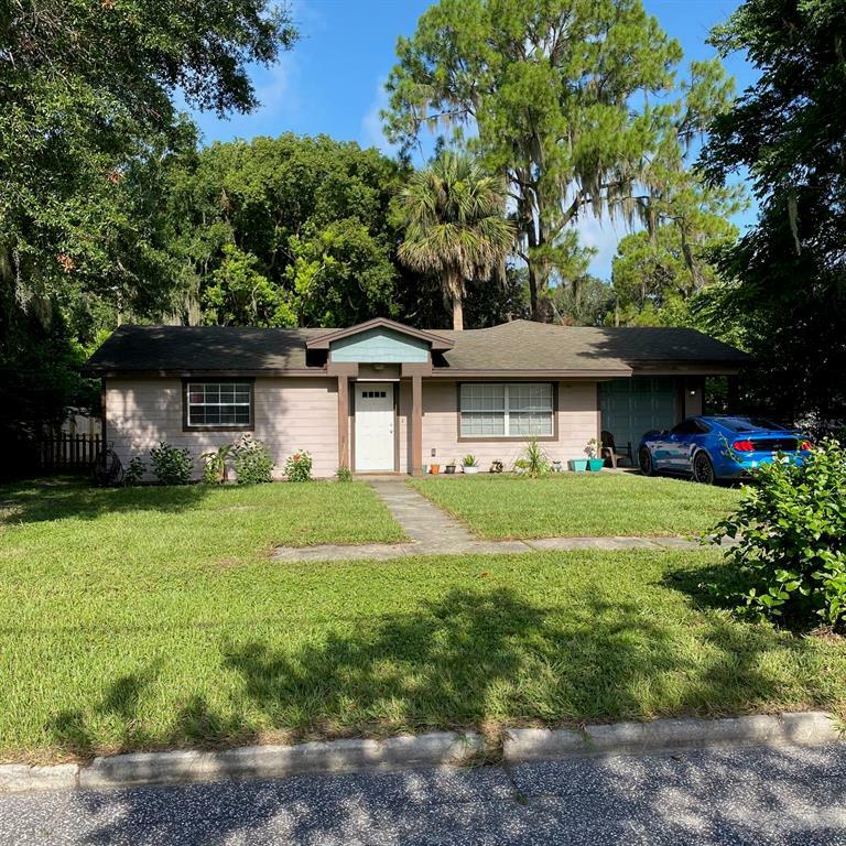 Property Photo:  1011 Orange Avenue  FL 32778 