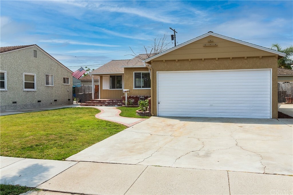 Property Photo: 2540 Frankel Street CA 90712