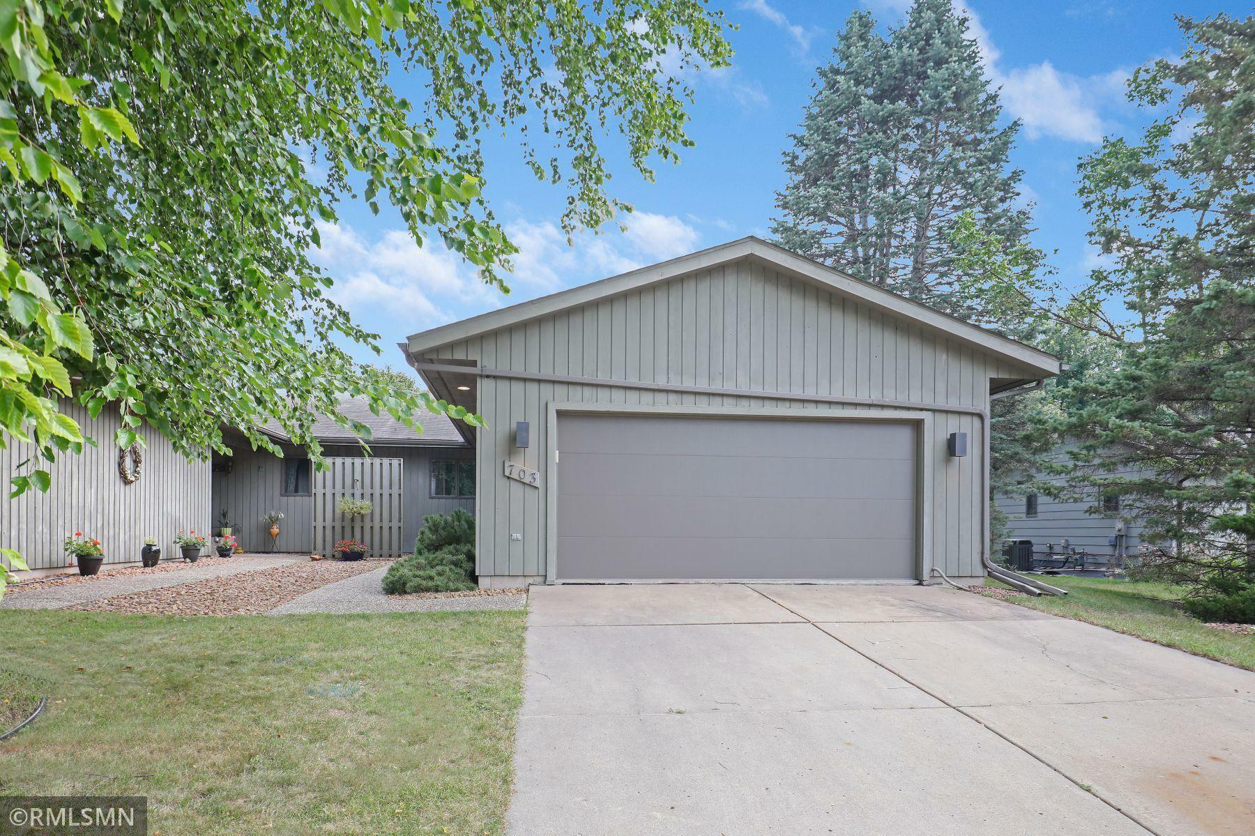 Property Photo:  703 Eklund Court  MN 55057 